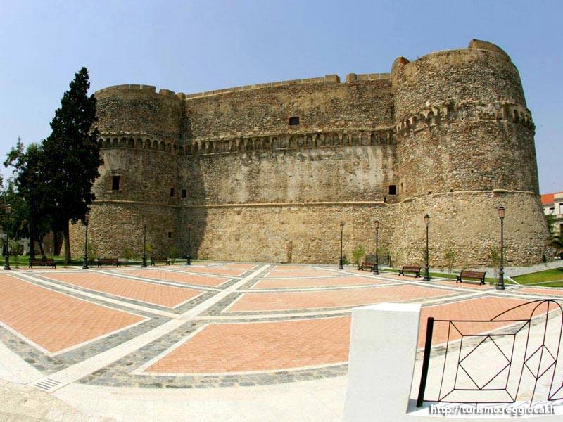 PIazza Castello